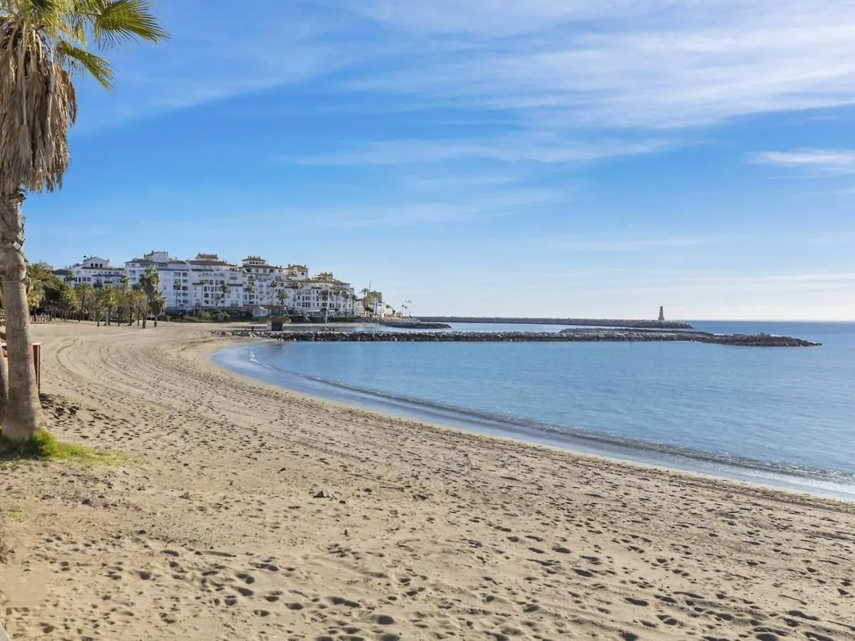 Apartamento Junto Al Mar Ref 6 120 Marbella Apartment